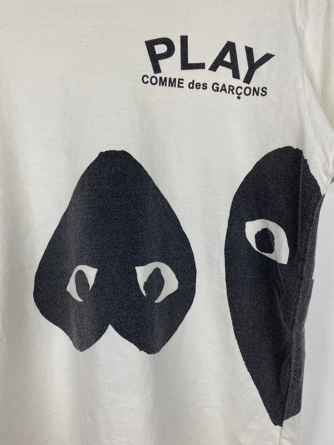 Vintage Comme Des Garcons Play T-Shirts DO299